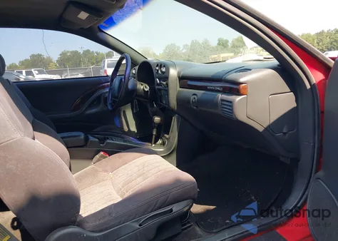 1997 Chevrolet Monte Carlo Ls z USA, uszkodzony, nr VIN 2G1WW12M3V9287838